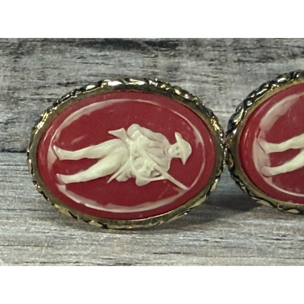 Revolutionary War Soldier Cameo Brooch Cufflinks Set of 2